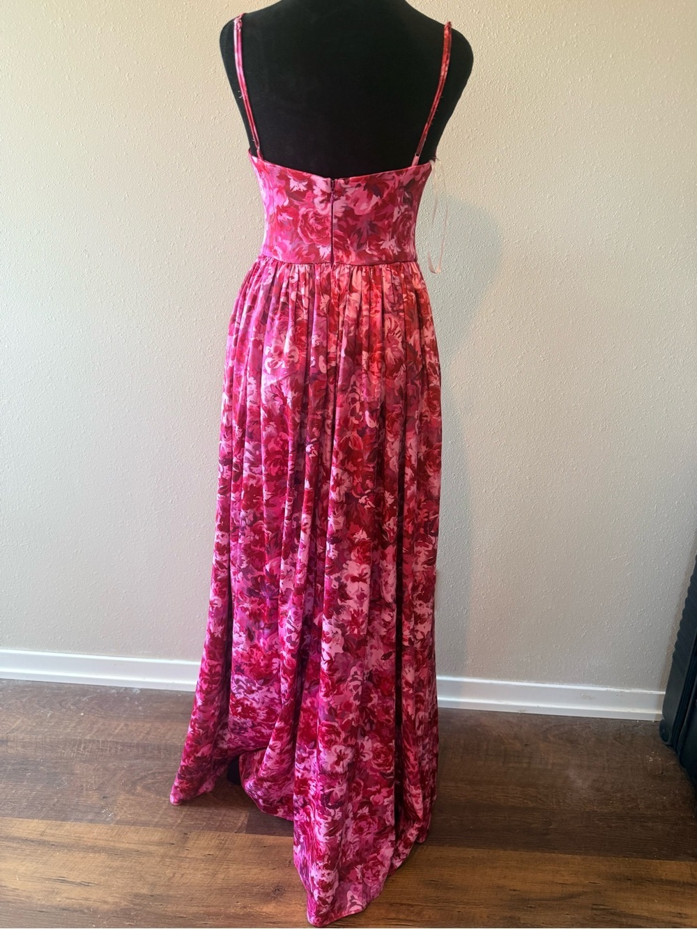 New - Lovers and Friends Mallory Gown in Monet Floral XS Dress - Picture 5 of 6